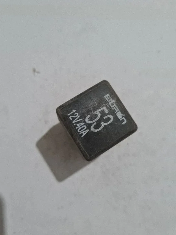 Cits relejs 141951253B