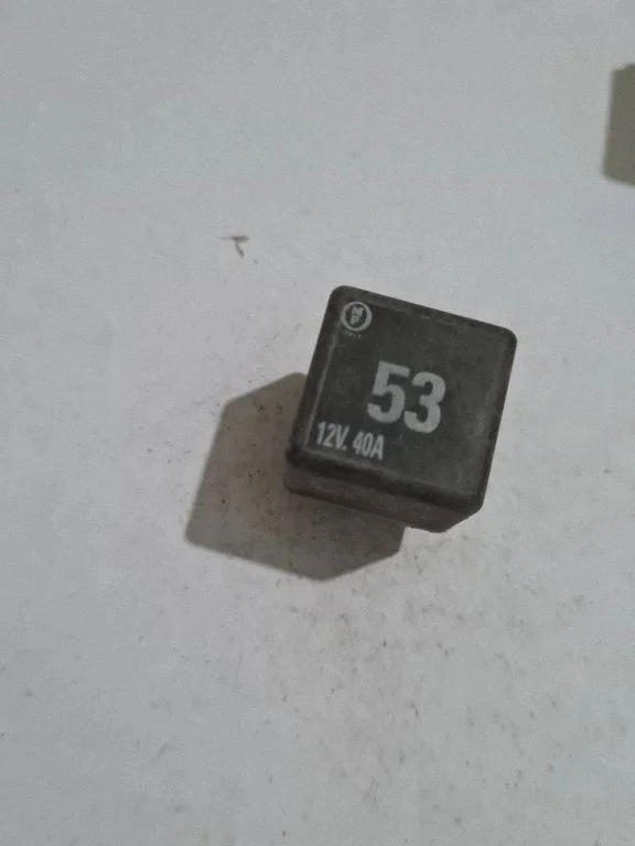 Cits relejs 141951253B