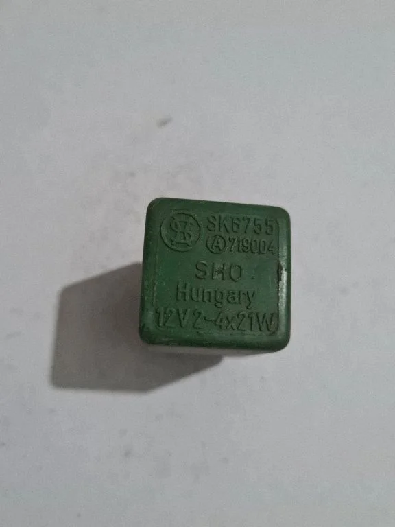 Cits relejs 111953227D