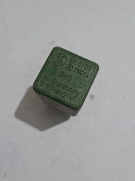 Other relay 111953227D