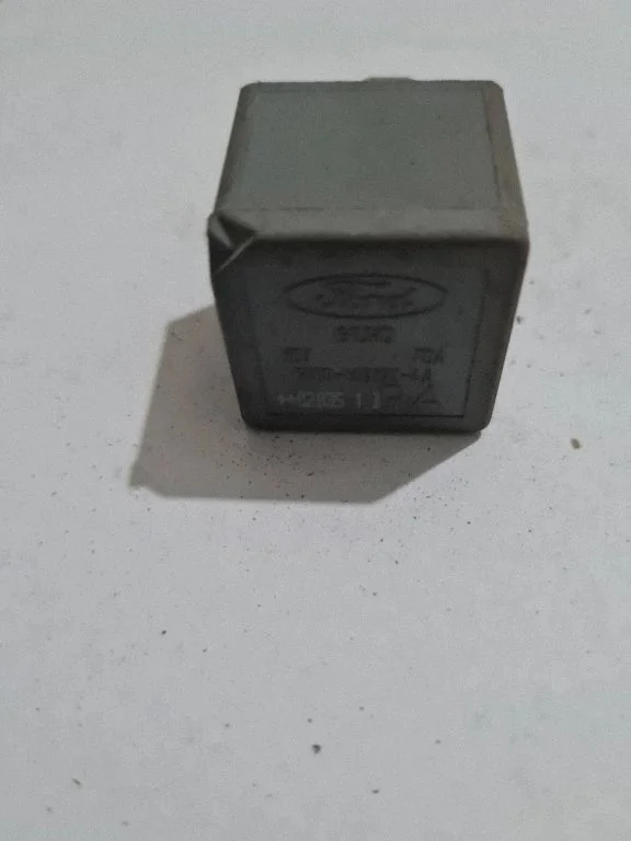 Cits relejs – Ford Transit (2000-2006)