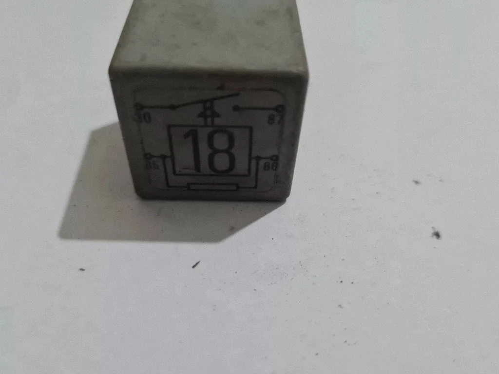 Other relay 191937503
