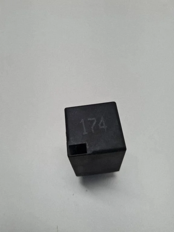 Inny przekaźnik 1H0955529