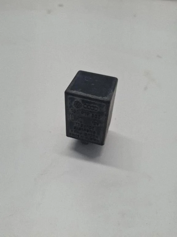 Cits relejs 1K1919533