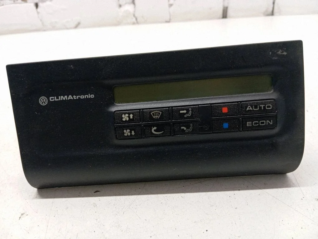 Gaisa kondicioniera/klimata/sildītāja vadības bloks (salonā) 9B072496110