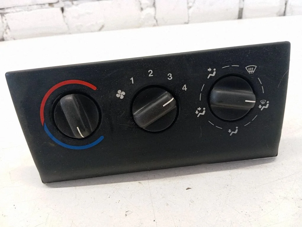 Climate control unit – Opel Vectra B (1996-2002)