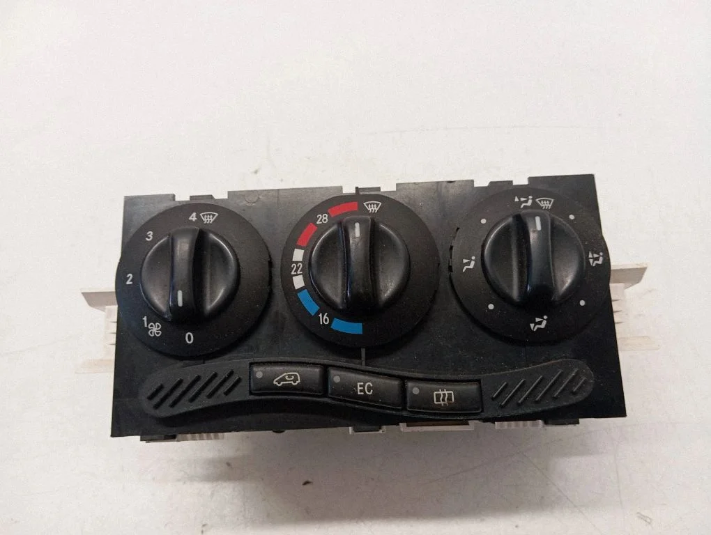 Climate control unit 1688300485