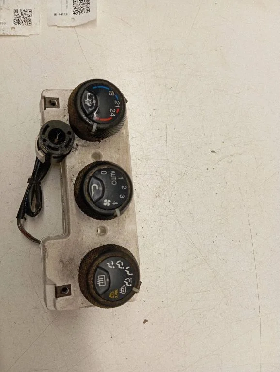 Climate control unit 16238079