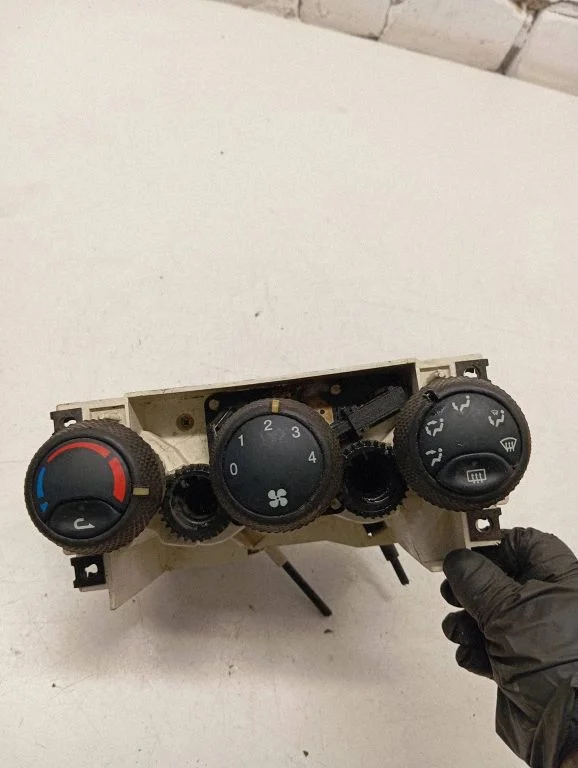 Climate control unit 101259