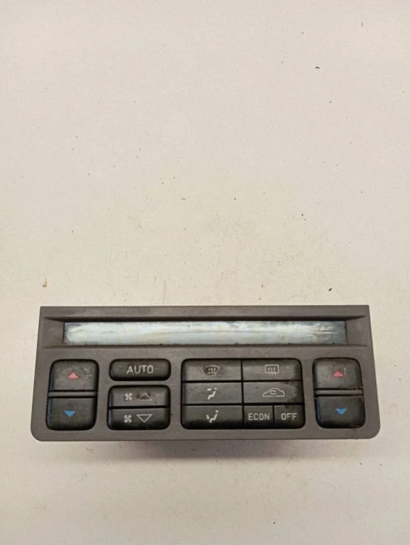 Kliimaseadme/kütte juhtplokk (salongis) 5048939 – Saab 9-5 (1998-2005)