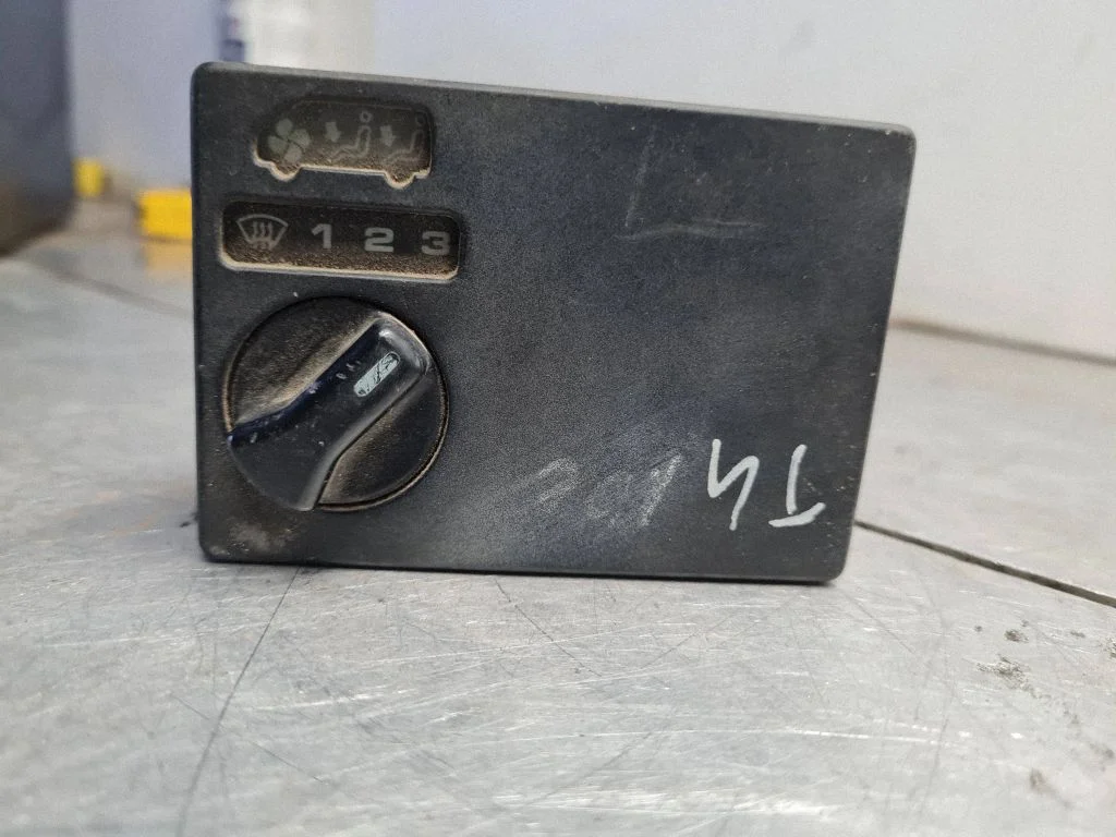 Climate control unit 701959531