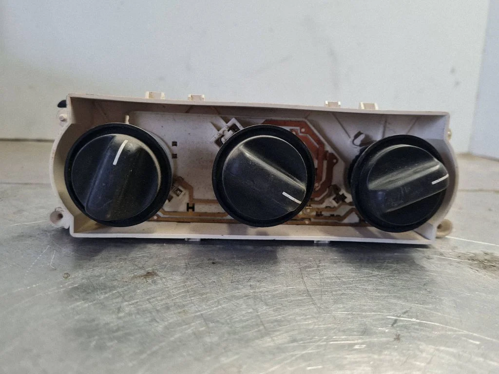Climate control unit 86323