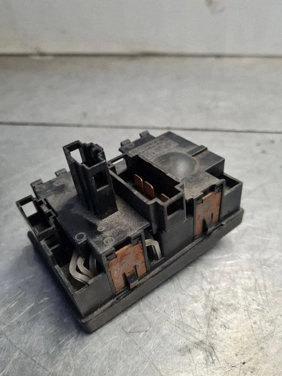Climate control unit – Volkswagen Transporter - Caravelle T4 (1991-2003)