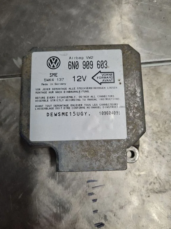 Drošības spilvenu vadības bloks 6N0909603