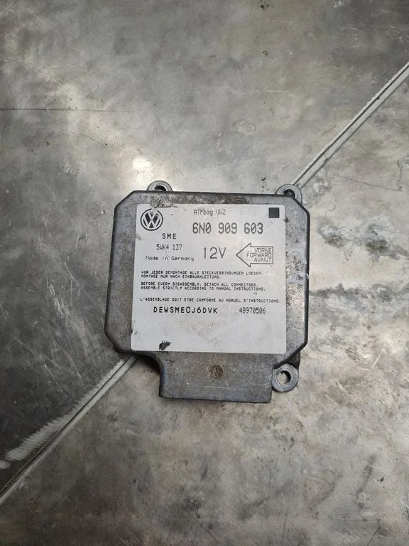 Drošības spilvenu vadības bloks 6N0909603