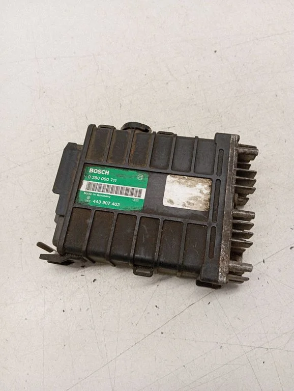 Dzinēja vadības bloks