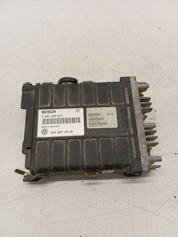 Dzinēja vadības bloks – Volkswagen Passat B3 (1988-1993)