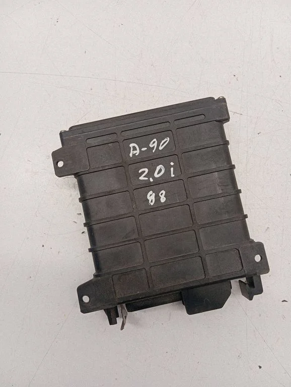 Dzinēja vadības bloks 811906264G