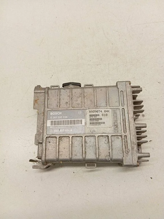 Dzinēja vadības bloks 893907404K