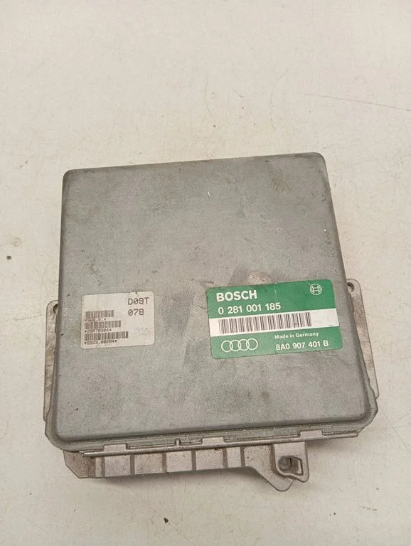 Variklio valdymo blokas