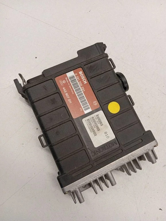 Dzinēja vadības bloks – Volkswagen Passat B3 (1988-1993)