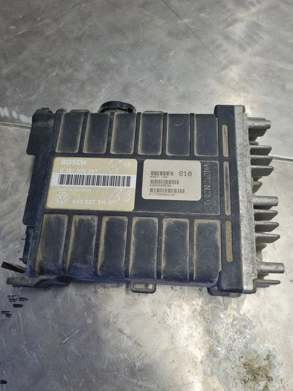 Dzinēja vadības bloks 0261200261
