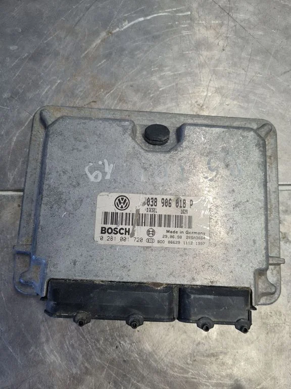 Engine control unit/module – Volkswagen Passat B5 (1997-2000)