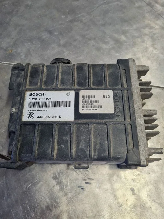 Dzinēja vadības bloks – Volkswagen Passat B3 (1988-1993)