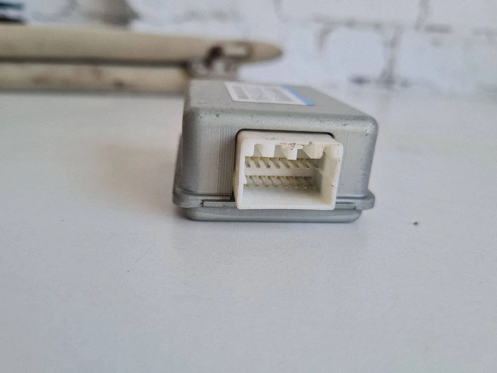 Citi vadības bloki/moduļi MR490822