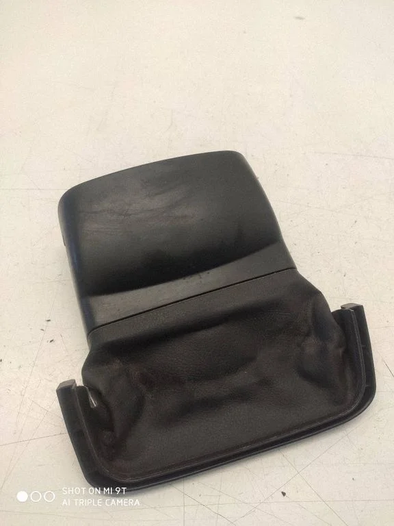 Steering wheel column trim – Volkswagen Multivan T5 (2003-2015)