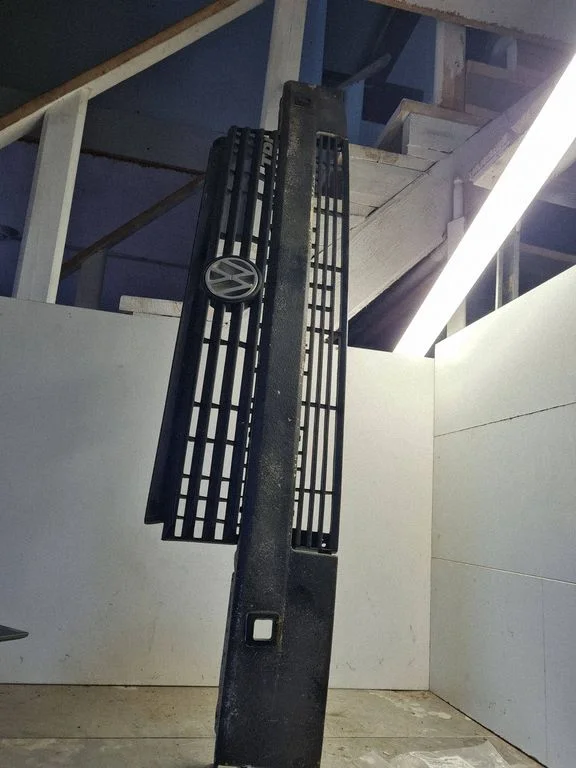 Front grill 701853653