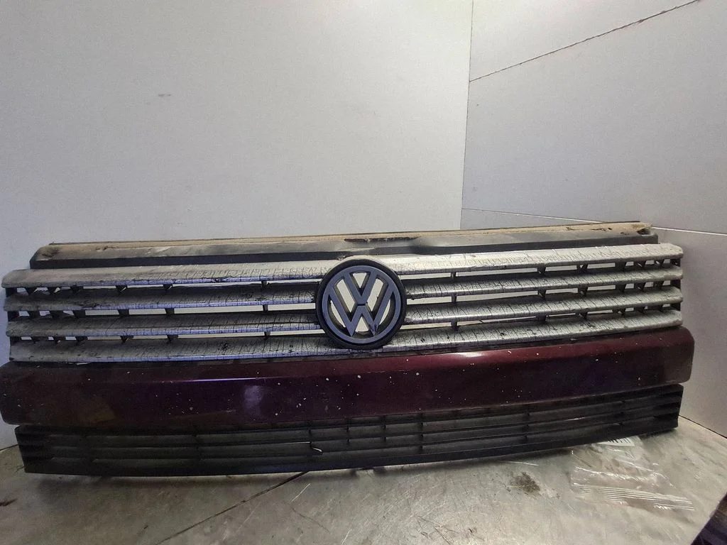 Front grill 701853653