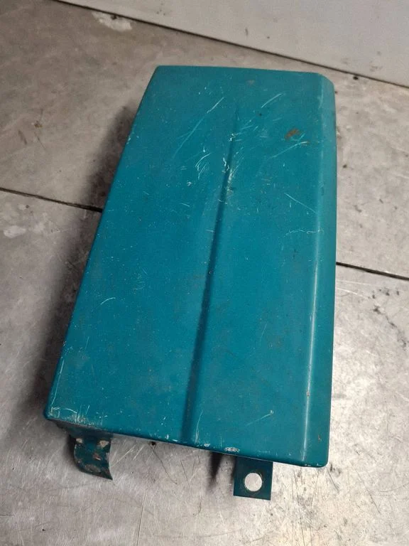 Priekinio žibinto apdaila