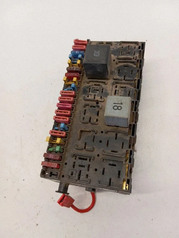 Fuse box set 357937039