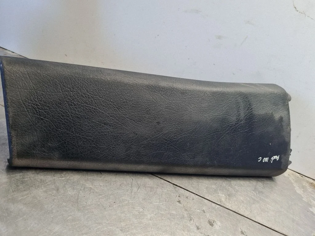 Pozostałe części wnętrza 4A0867244 – Audi 100 200 5000 C3 (1982-1991)
