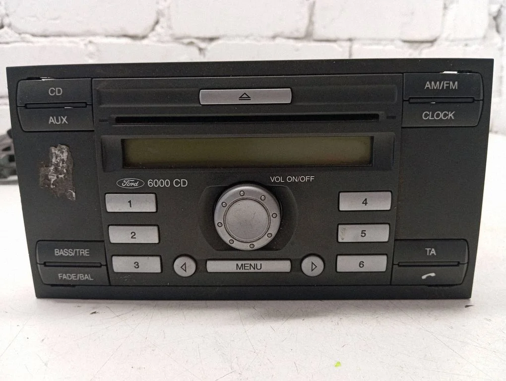 Radija/ CD/DVD grotuvas/ navigacija