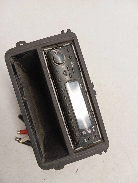 Radio/CD/DVD atskaņotājs/navigācija 1T0857058A