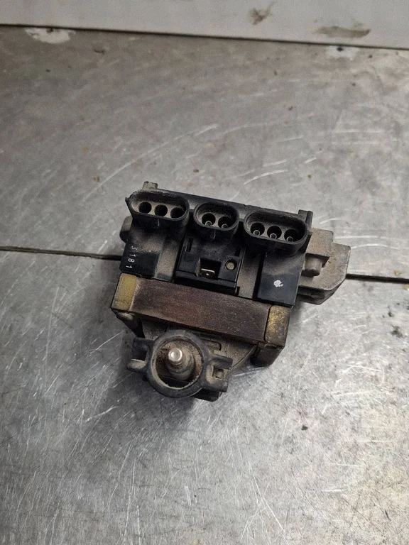 Kõrgepinge süütepool 7700732263 – Renault Laguna I (1994-2000)