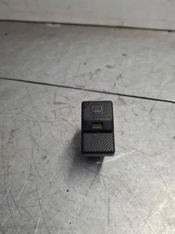 Windscreen/window heater switch 701959621