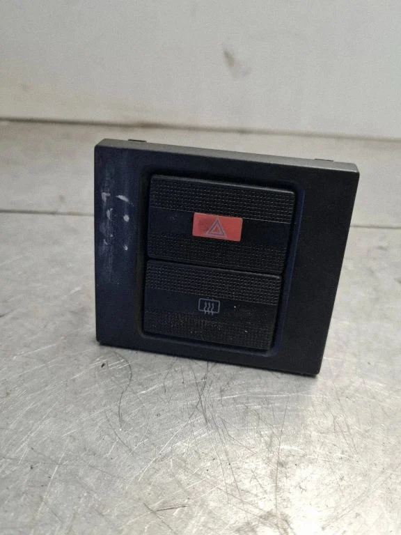 Klaasisoojenduse lüliti 701858139