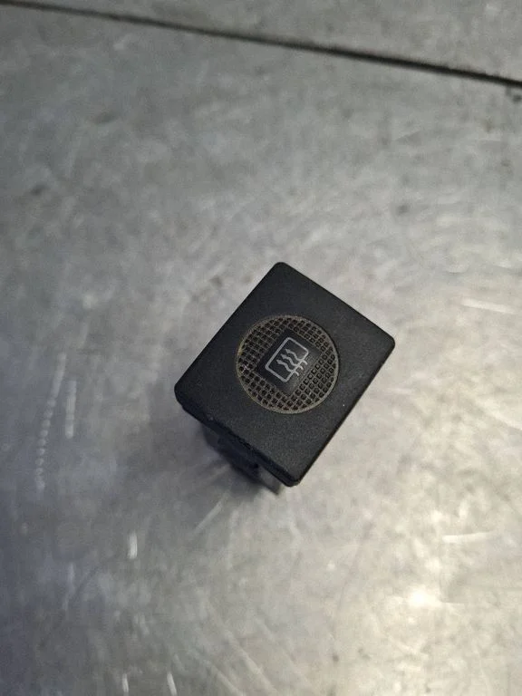 Stikla apsildes slēdzis 1H6959621