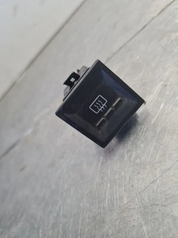 Windscreen/window heater switch 7E0959621
