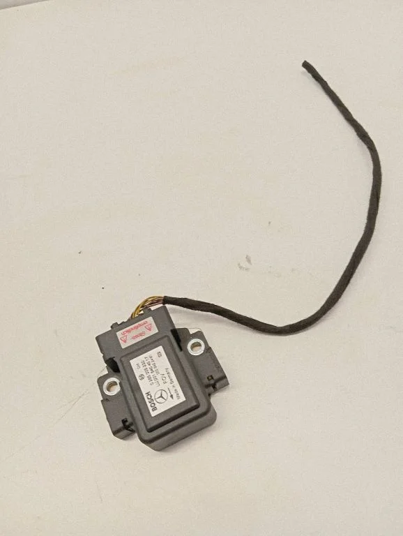 ESP acceleration yaw rate sensor – Mercedes-Benz S-Class W220 (1998-2006)
