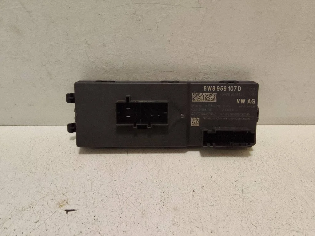 Tailgate/trunk control unit/module – Audi Q4 e-tron (2021-)