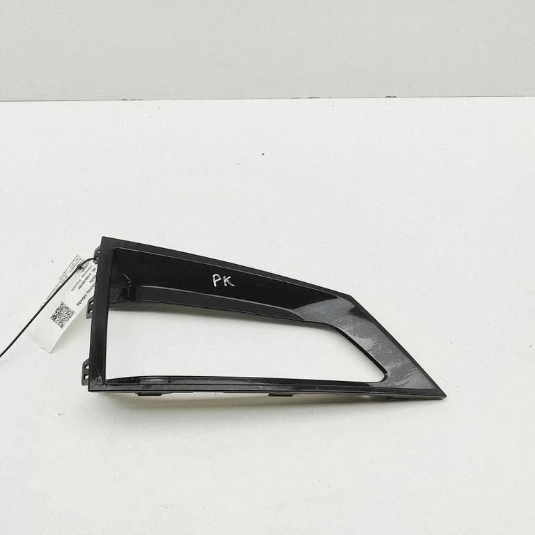 Front fog light trim/grill – Skoda Fabia Mk4 (6VA) (2021-)