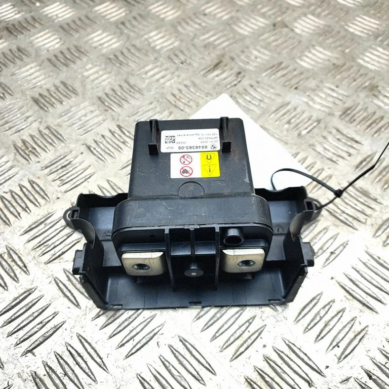 Other devices – BMW i4 (2021-)