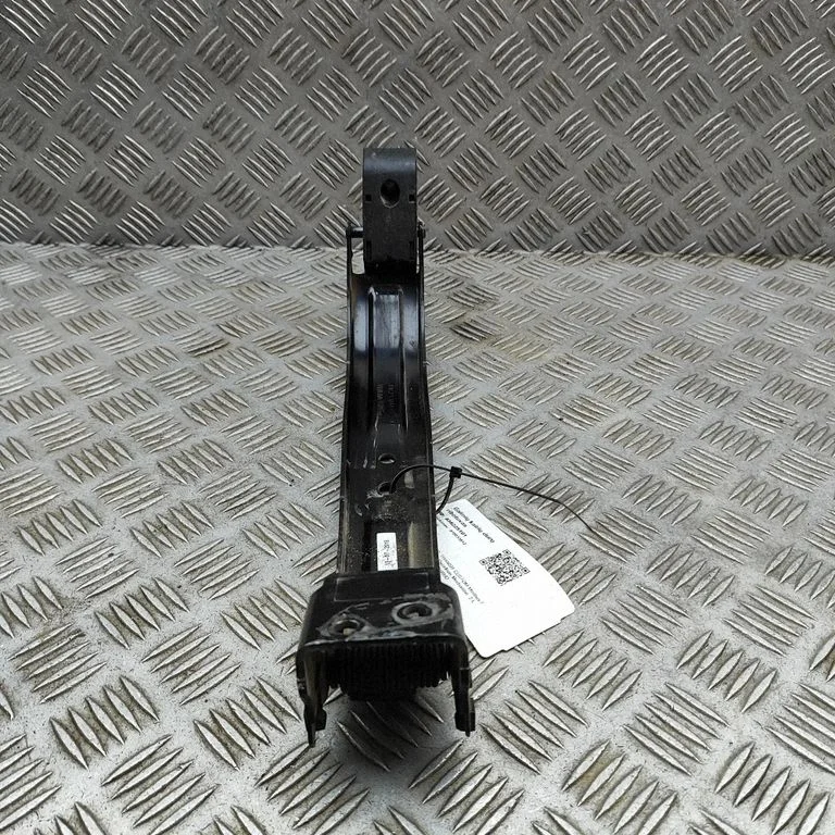 Rear door check strap stopper – Ford Transit Custom (2013-2023)