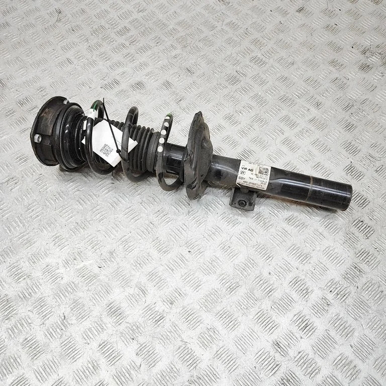 Priekšējais amortizators 2Q0413031EF