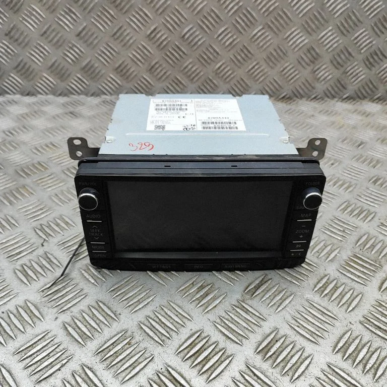 Radio/CD/DVD atskaņotājs/navigācija 8750A451