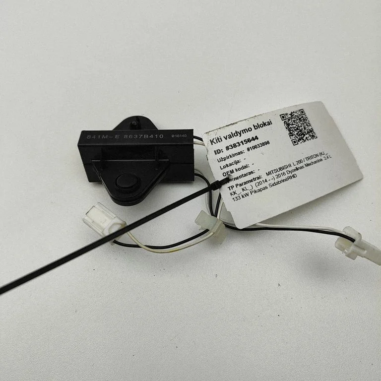 Antenas pastiprinātājs – Mitsubishi L200 (2015-)